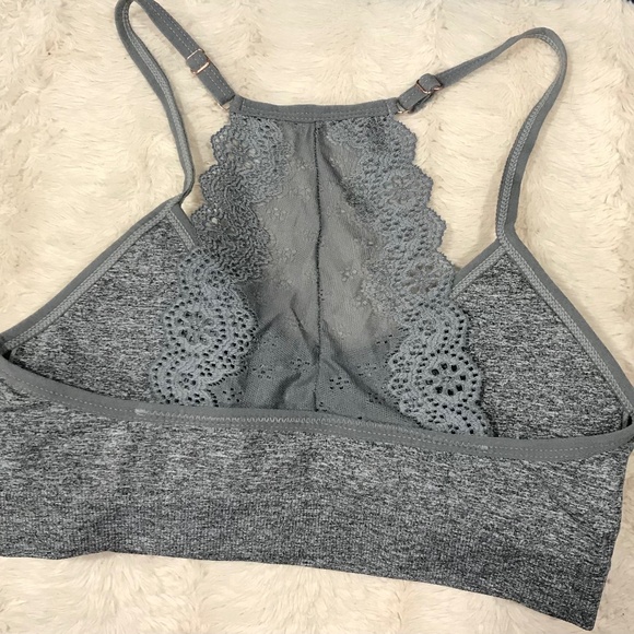 Aeropostale Size: M Color: gray - Picture 2 of 2